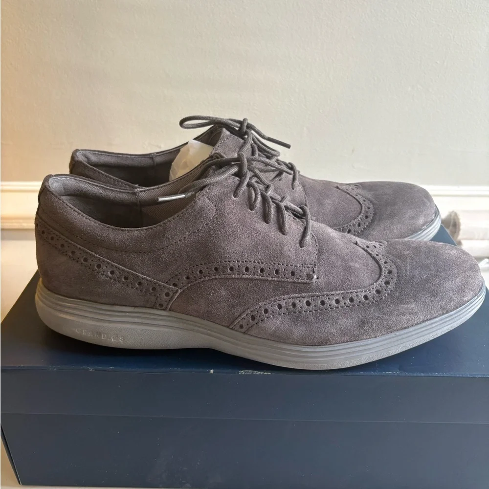 Cole Haan Original Grand Wingtip Oxford | Men’s Size 10.5 | Grey Suede|